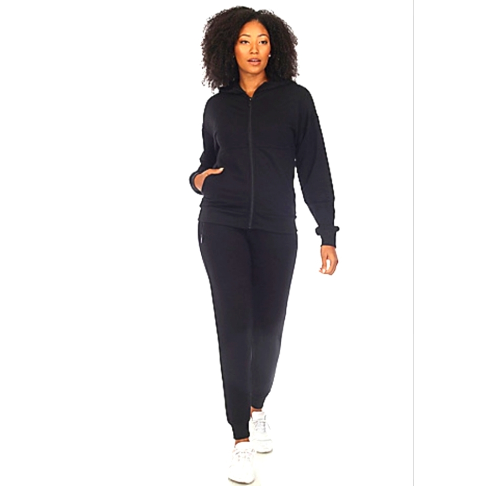 A White Mark Jogging/Tracksuit